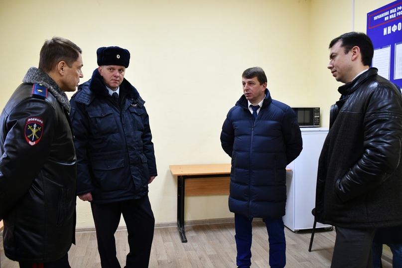 ОТДЕЛЕНИЕ ПОЛИЦИИ НА ЛЕВОМ БЕРЕГУ ОТКРЫТО   На романовской стороне в Тутаеве состоялось открытие отделения полиции «Левобережное»