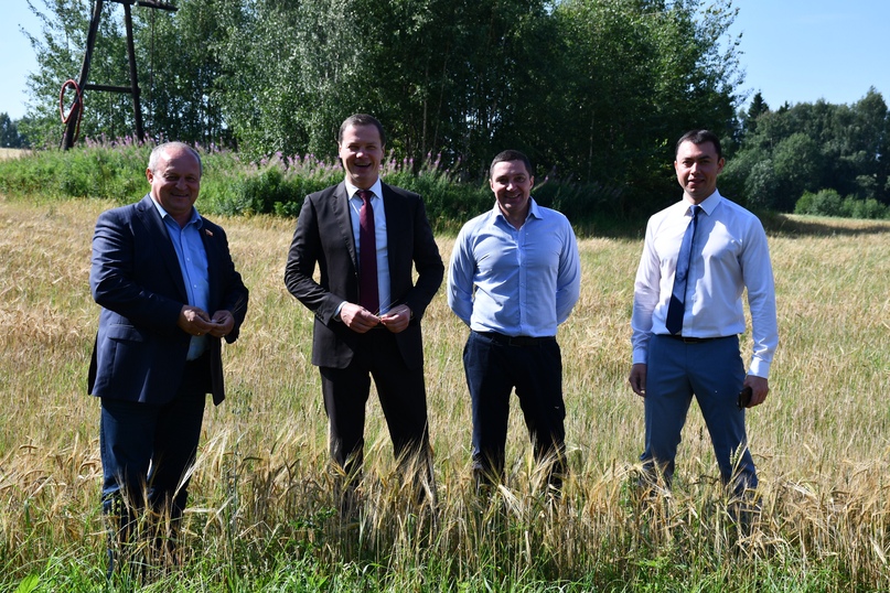 Зампред Правительства области Максим Авдеев посетил социально-оздоровительный центр "Чайка"