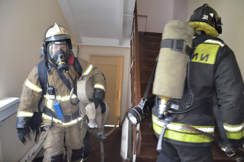 В администрации района прошли пожарно-спасательные учения