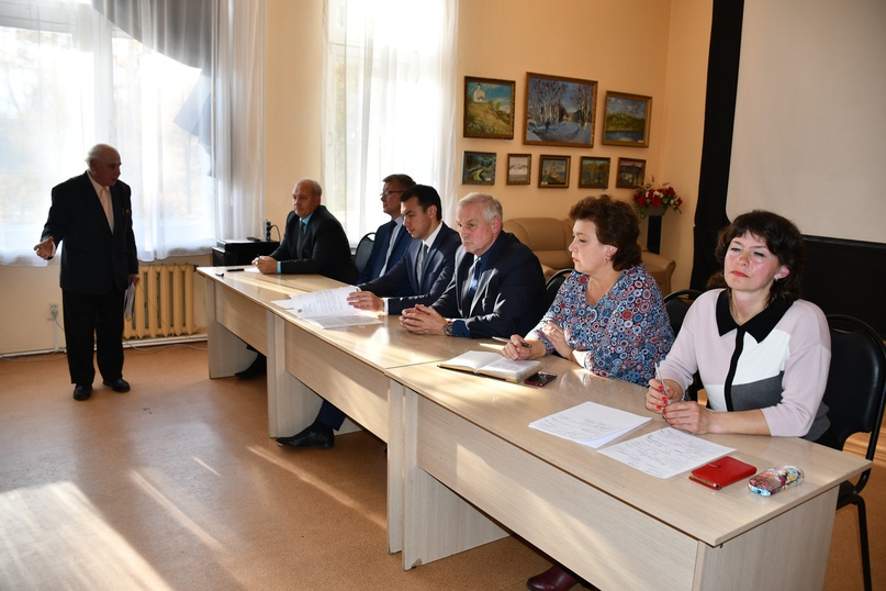 В кинотеатре «Экран» состоялась встреча с жителями левобережья