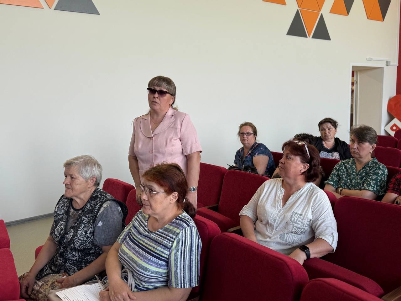 «Открытый микрофон» в Павловском: предложения взяты в работу