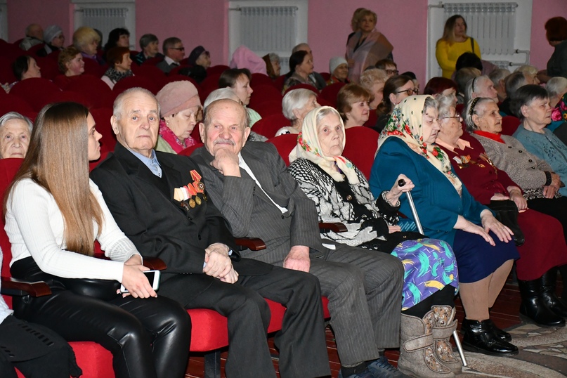 75 ЛЕТ ПОБЕДЫ: СПАСИБО ВАМ, ВЕТЕРАНЫ!   Первые лица продолжают вручать памятные медали в честь 75-летия Победы в Великой Отечественной войне ветеранам Тутаевского района