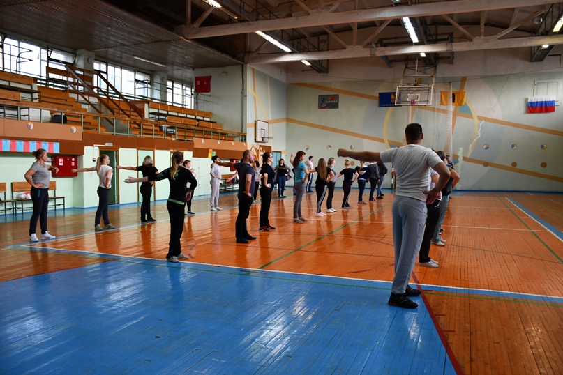 Сотрудники администрации Тутаевского района и ее структурных подразделений часто демонстрируют пример здорового образа жизни и командного духа