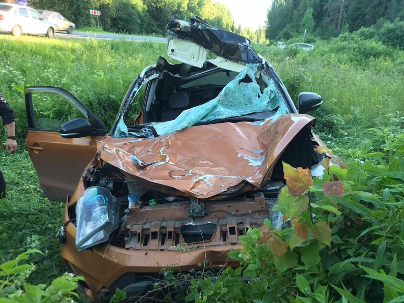 БУДЬТЕ ВНИМАТЕЛЬНЫ И АККУРАТНЫ