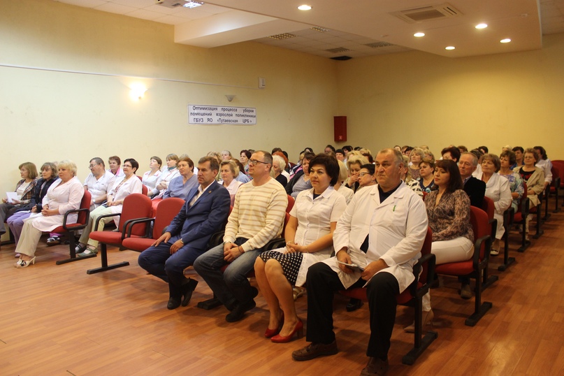 Встречают нас и провожают, и берегут в течение жизни всей