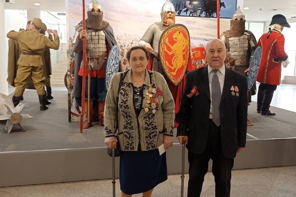 В Ярославле на праздничном концерте почетными гостями стали ветераны из Тутаева