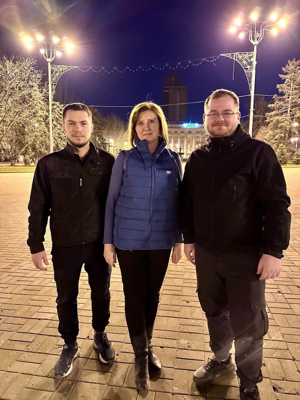 Автомобили и гуманитарные грузы доставлены в зону СВО
