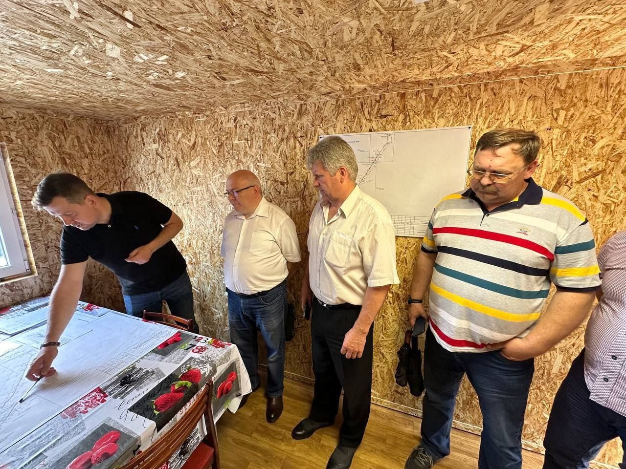 Регион, район и прокуратура контролируют ход выполнения работ по ремонту участка тепловых сетей