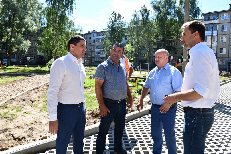 Парковка и газон в одном «квадрате»