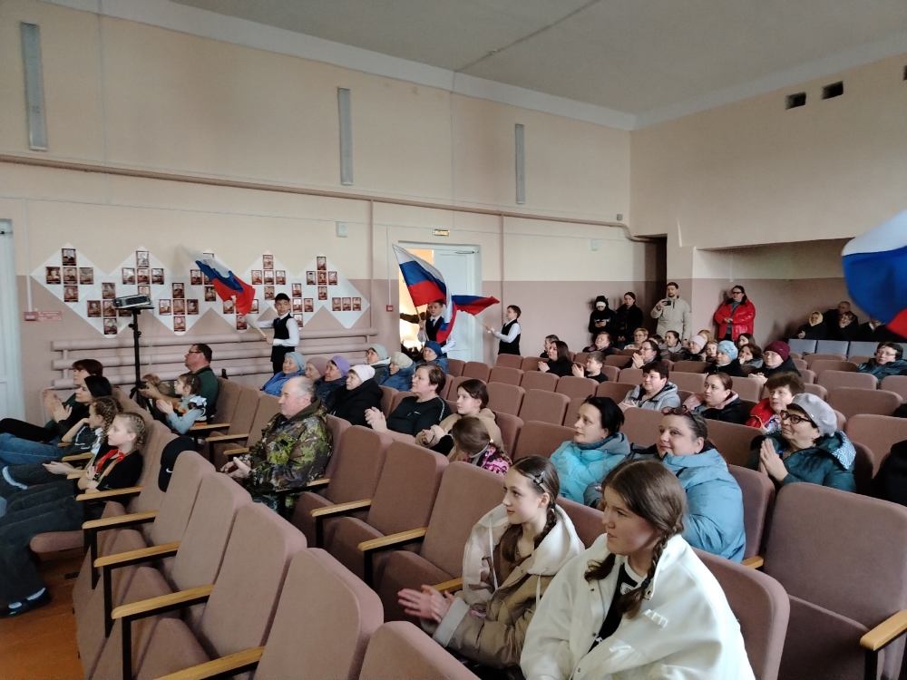 Левый берег: жители определяют, что нужно сделать на перспективу и готовятся к юбилею Победы