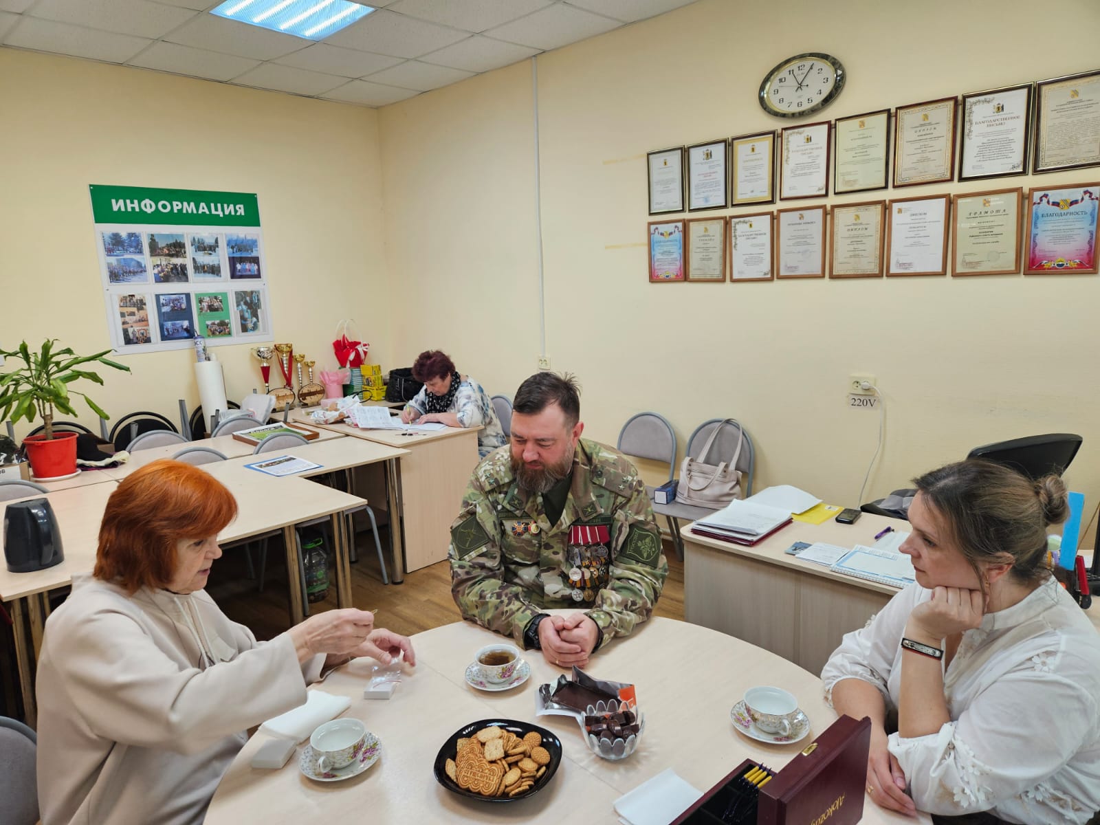 Фронт и тыл: тутаевцы продолжают помогать бойцам СВО, в музее появились новые экспонаты