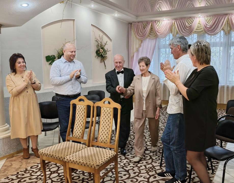 С золотой свадьбой, Виктор Алексеевич и Лариса Михайловна!