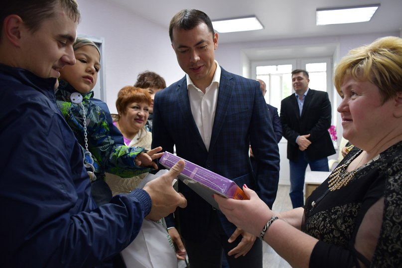 В День защиты детей в Тутаеве состоялось открытие филиала благотворительной организации «Российский фонд милосердия и здоровья», руководителем которого в Ярославской области является Светлана Николаевна Лягушева