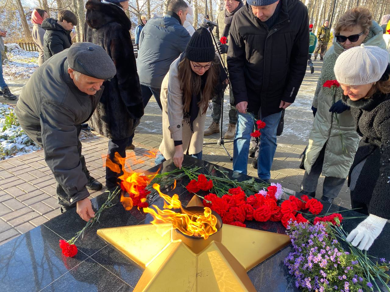 В Тутаеве открыт благоустроенный Парк Победы с отремонтированным мемориалом