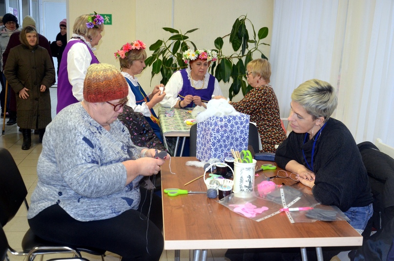 С ОТКРЫТОЙ ДУШОЙ И ДОБРЫМ СЕРДЦЕМ   В левобережной части города в районном Центре культуры и досуга отметили день инвалидов