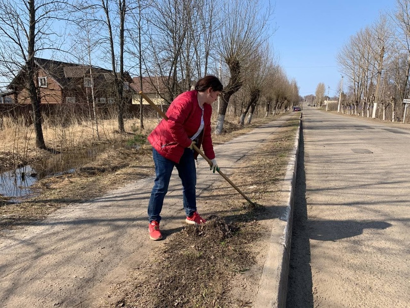 В Тутаевском районе идут субботники! Улица Юности