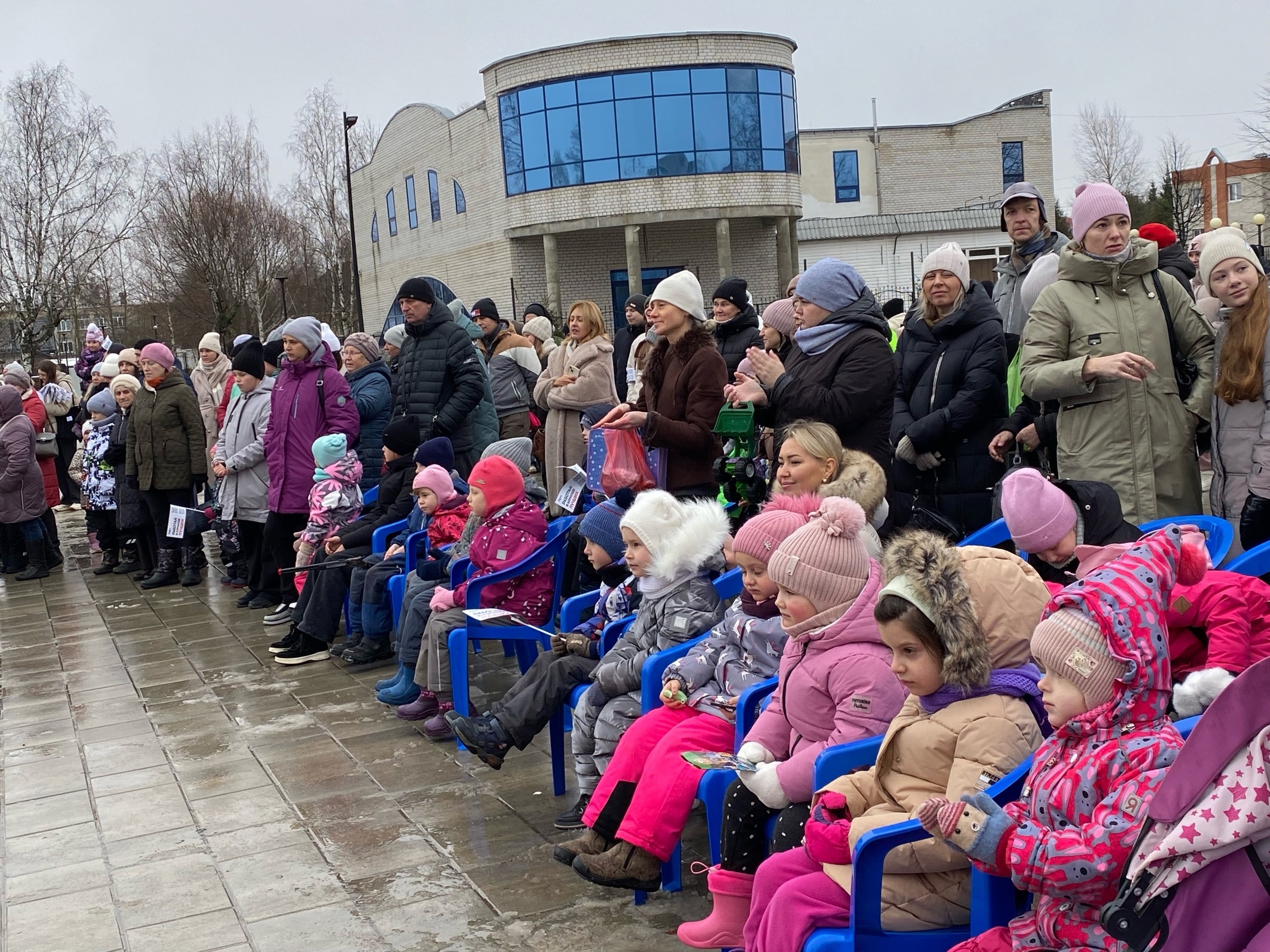 Символ мира и добра украсил Центральный парк в Тутаеве
