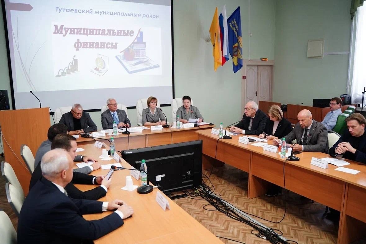 Малая родина и сплоченная семья жителей Тутаевского района - приоритеты в депутатской работе Алексея Калганова