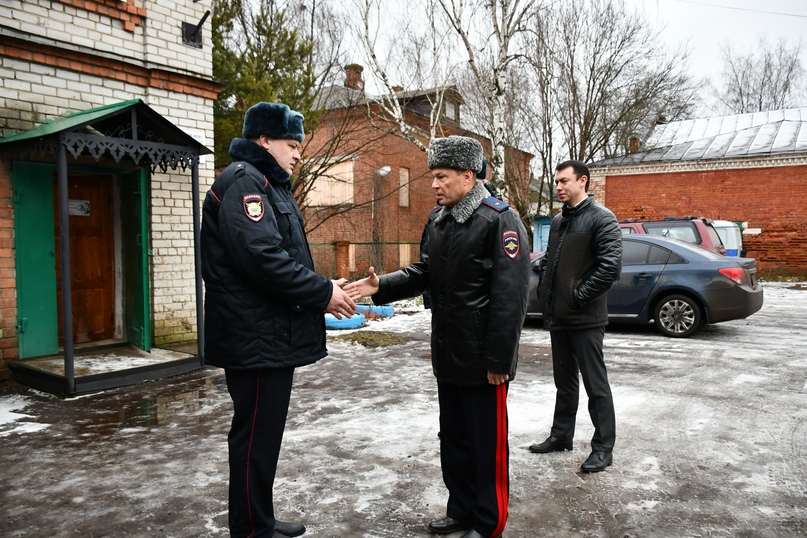 ОТДЕЛЕНИЕ ПОЛИЦИИ НА ЛЕВОМ БЕРЕГУ ОТКРЫТО   На романовской стороне в Тутаеве состоялось открытие отделения полиции «Левобережное»