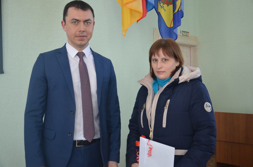 В администрации района прошло торжественное вручение правоустанавливающих документов на землю