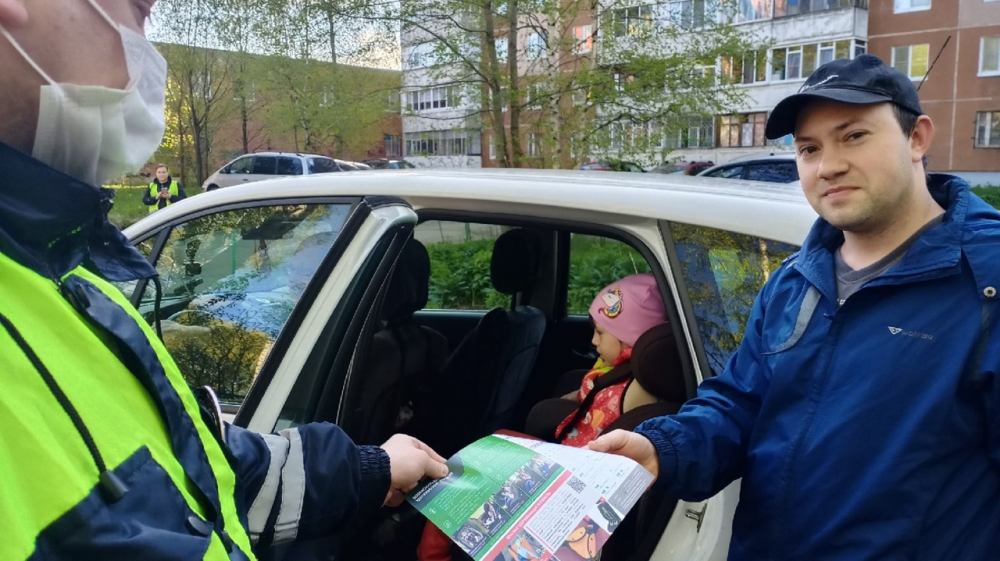 Госавтоинспекция в Тутаевском районе призывает родителей стать примерными для детей