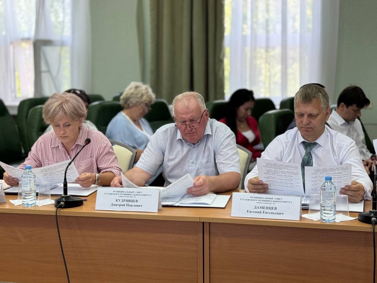 Устав округа принят, структуру администрации утвердят до августа