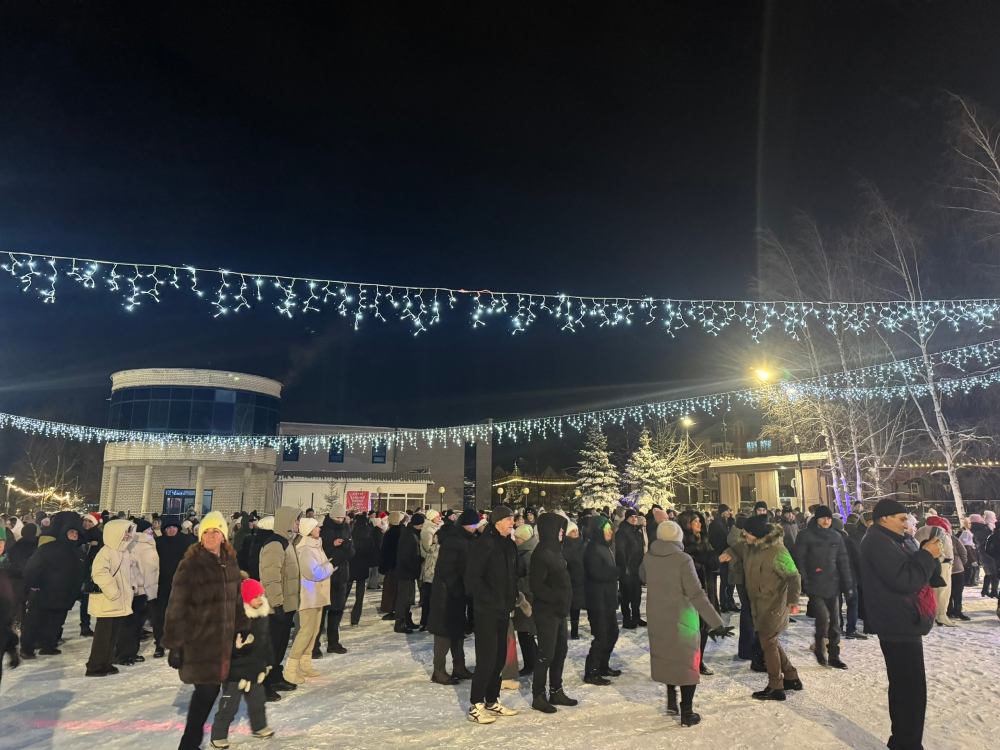 Новый год в Центральном парке: встреча с друзьями в праздничной атмосфере