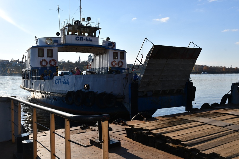 Грузопассажирский паром СП-44 закончит навигацию на следующей неделе