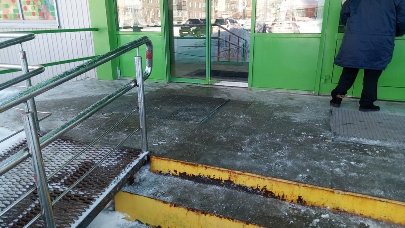 Сотрудники управления экономики ведут работу с предпринимателями, в рамках безопасного содержания своих территорий