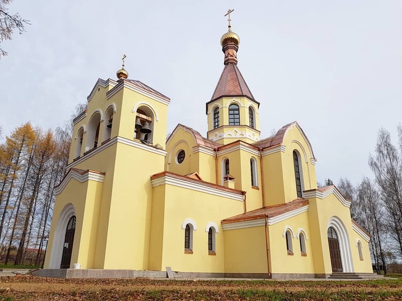 В поселке Никульское Тутаевкого района продолжается косметическая отделка нового храма, возведенного при содействии Валентины Терешковой