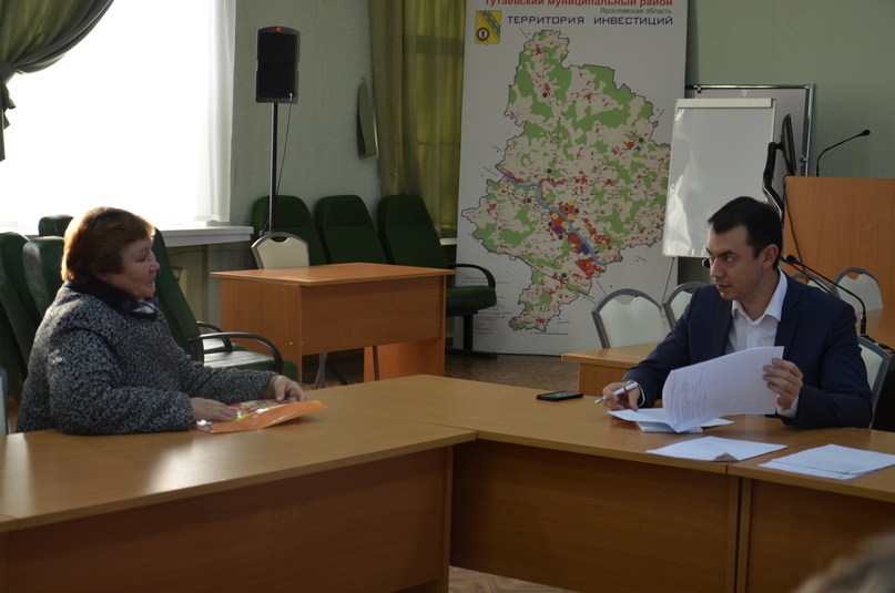 Продолжает совершенствоваться формат приема жителей в администрации района