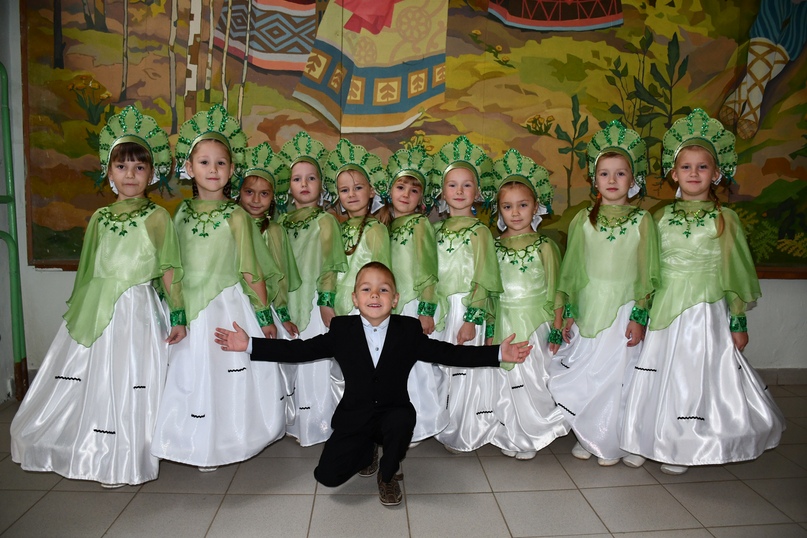 Сегодня, 28 сентября, в Тутаеве отметили 25-летие со дня основания детского сада «Ягодка»