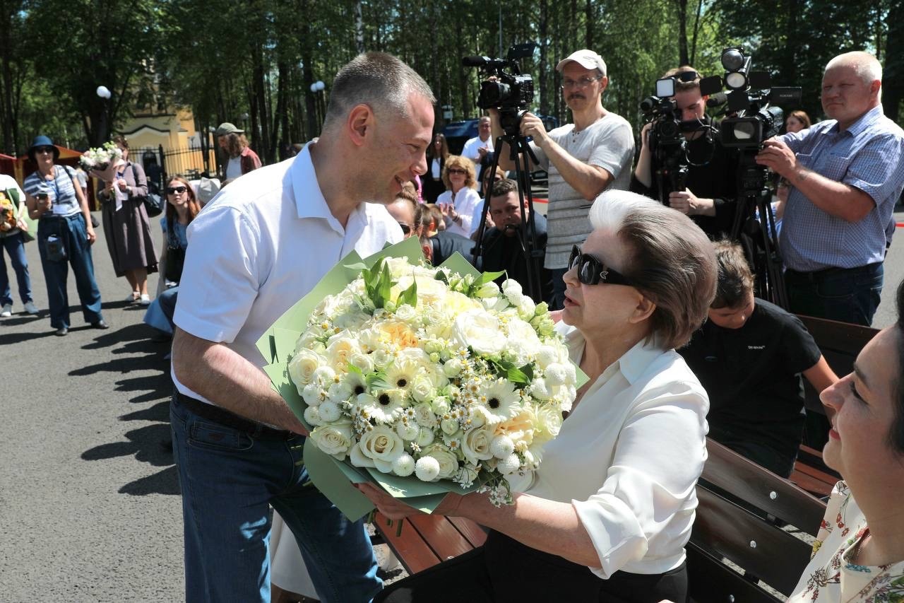 В Никульском, где расположен отремонтированный музей «Космос», отметили 61-ю годовщину полета Валентины Владимировны Терешковой, первой женщины-космонавта! 