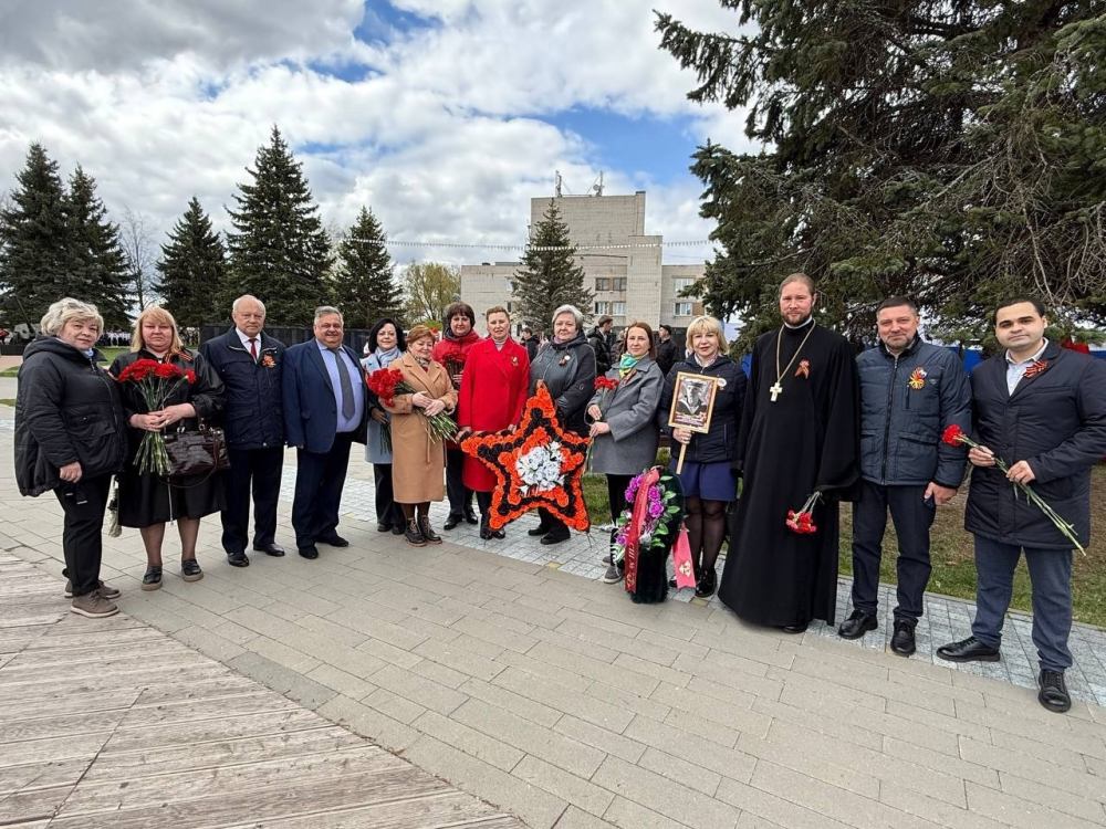 Светлая память и несокрушимая гордость: в Тутаевском округе отметили 80-летие Победы